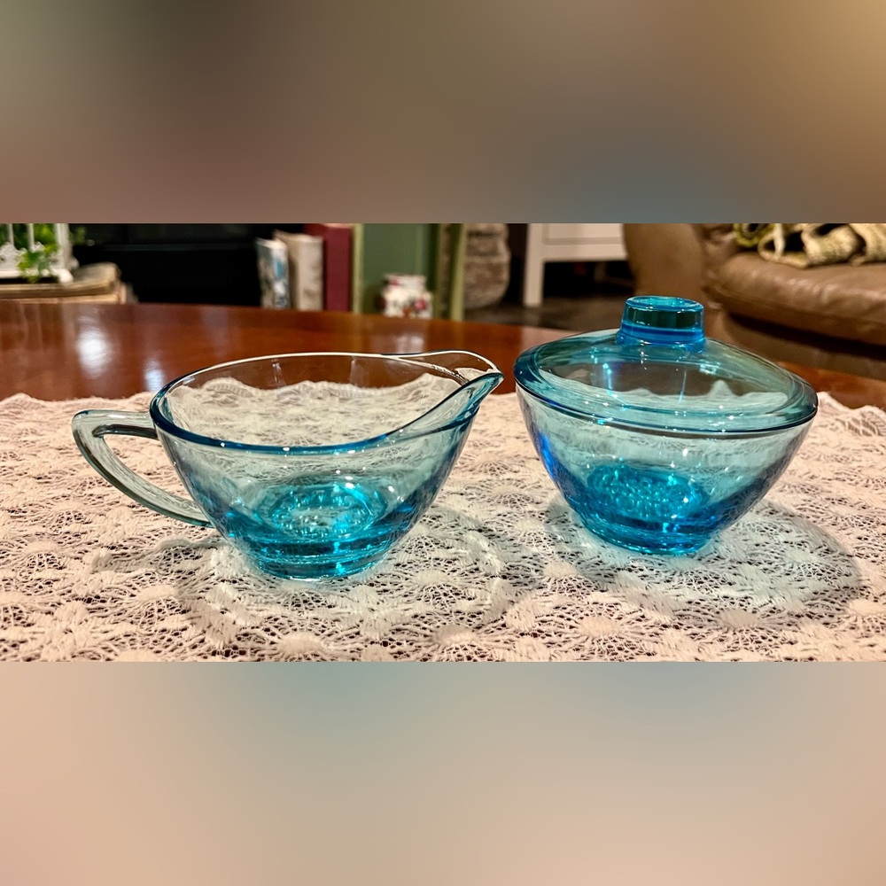 Vintage Hazel Atlas Turquoise Cream and Sugar Set